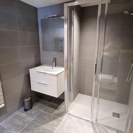 6 Pers Avec Terrasse Au Coeur Du Village, Neuve Avec Sauna Et Parking - Fr-1-598-141 Apartment Les Gets