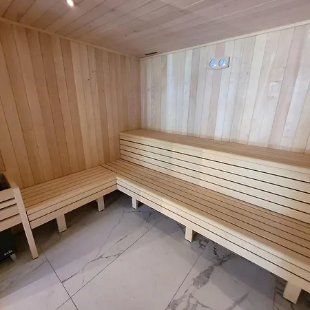 6 Pers Avec Terrasse Au Coeur Du Village, Neuve Avec Sauna Et Parking - Fr-1-598-141 * Les Gets